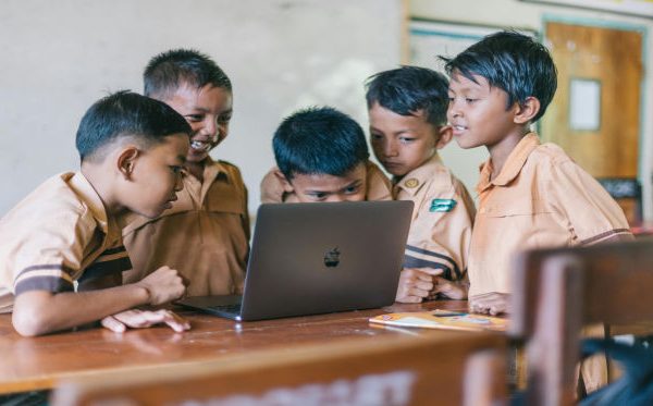 pexels-panditwiguna-..._imresizer (1)